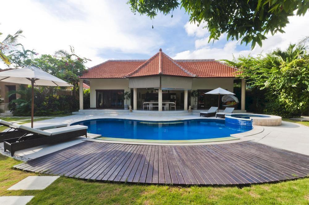 Mango Villa