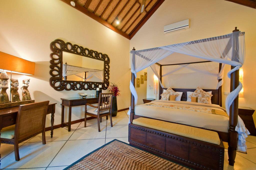 Mango Seminyak (Bali)